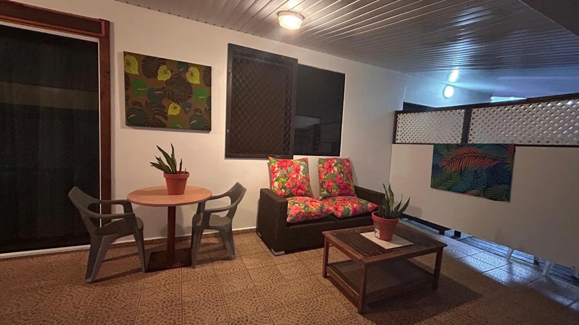 Hotel Chez Tamatuamai à Avatoru Polynésie française
