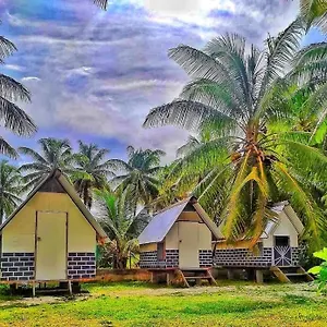 Camping Moanarani Camping, Avatoru